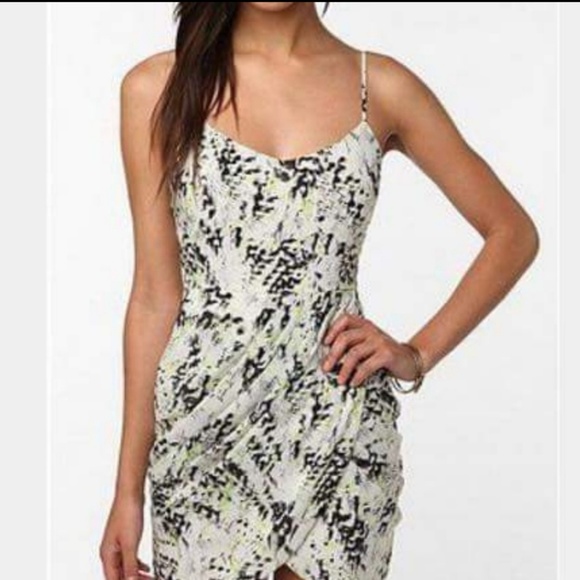 Nwt Ladakh UO Zulu Dance abstract dress DB3 - Picture 2 of 7